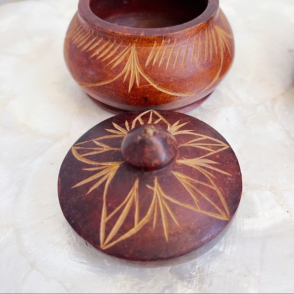 Vintage Hand Carved Small Wooden Bowls Lidded Boho Chic Hole Decor Vanity Decor - Picture 6 of 13